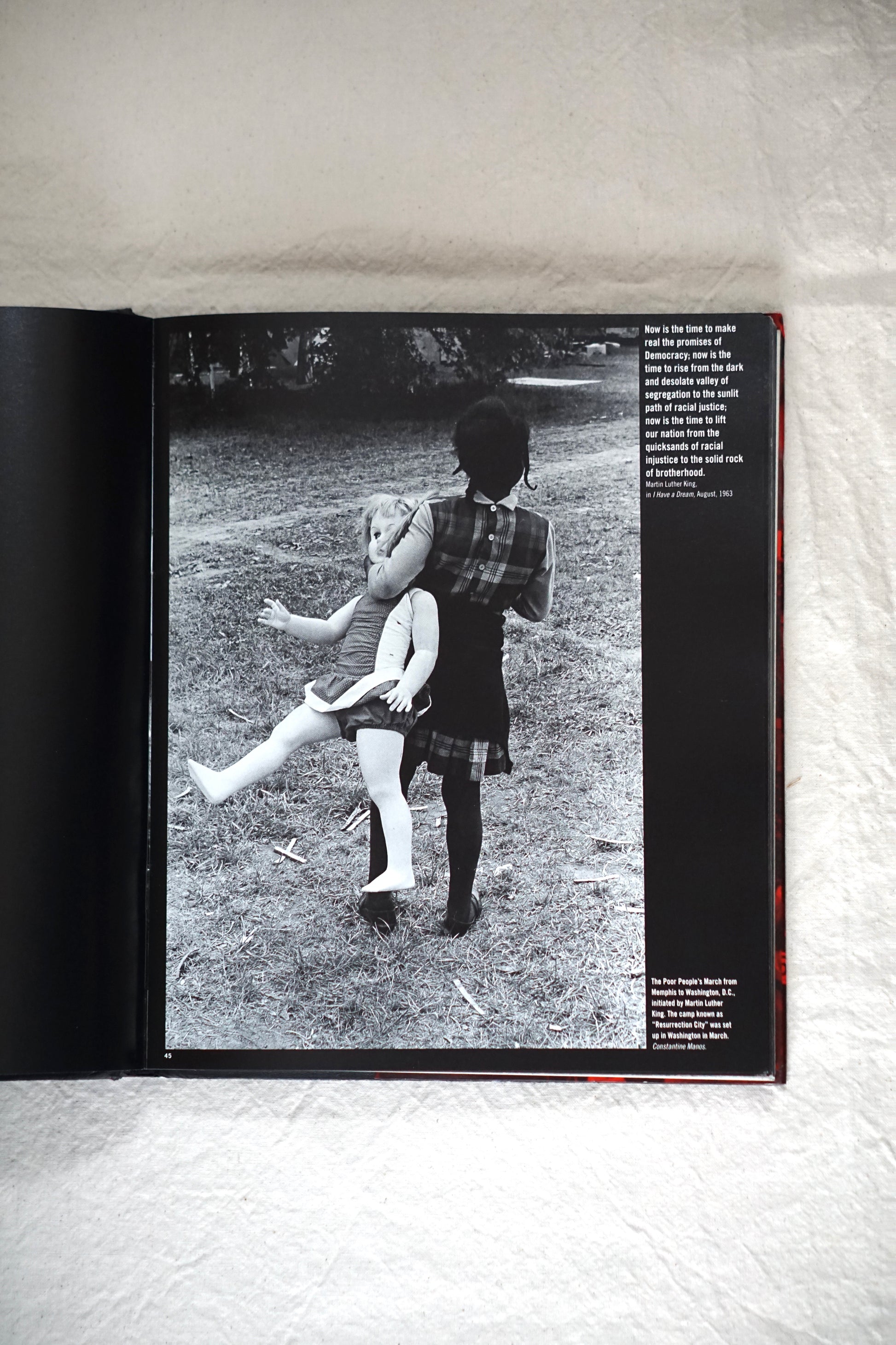 1968 MAGNUM THROUGHOUT THE WORLD kokiriyama
