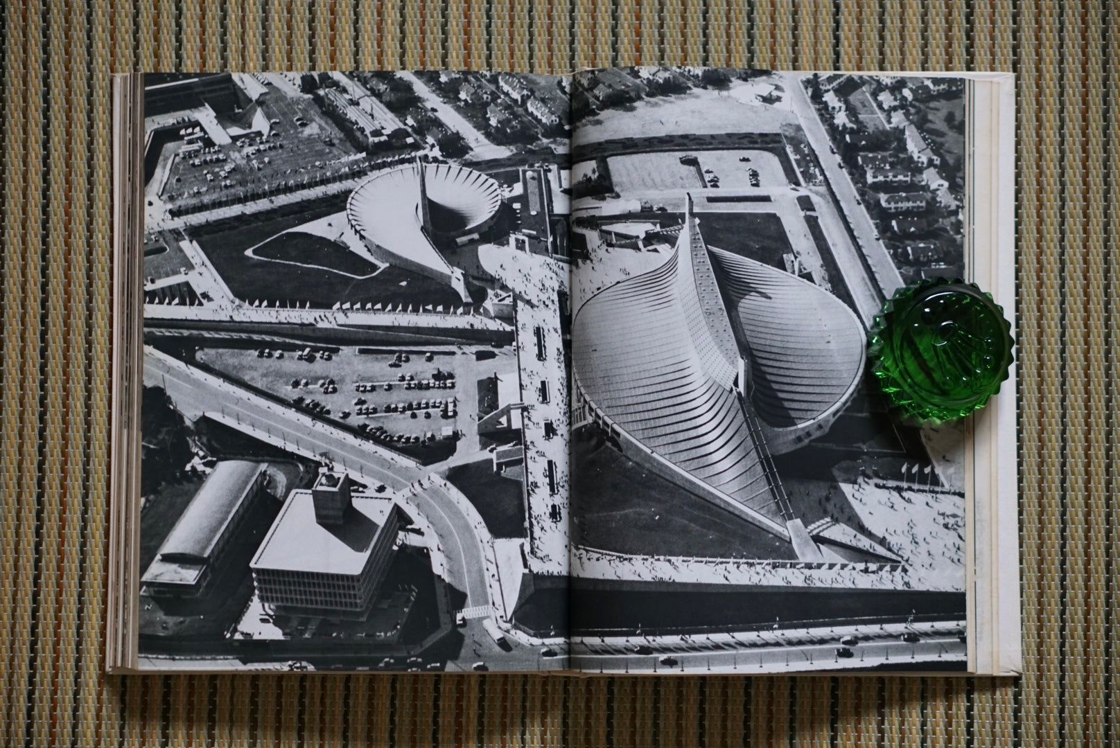 現代日本建築家全集10:丹下健三 Contemporary Japanese Architects Collection 10: Kenzo Tange kokiriyama