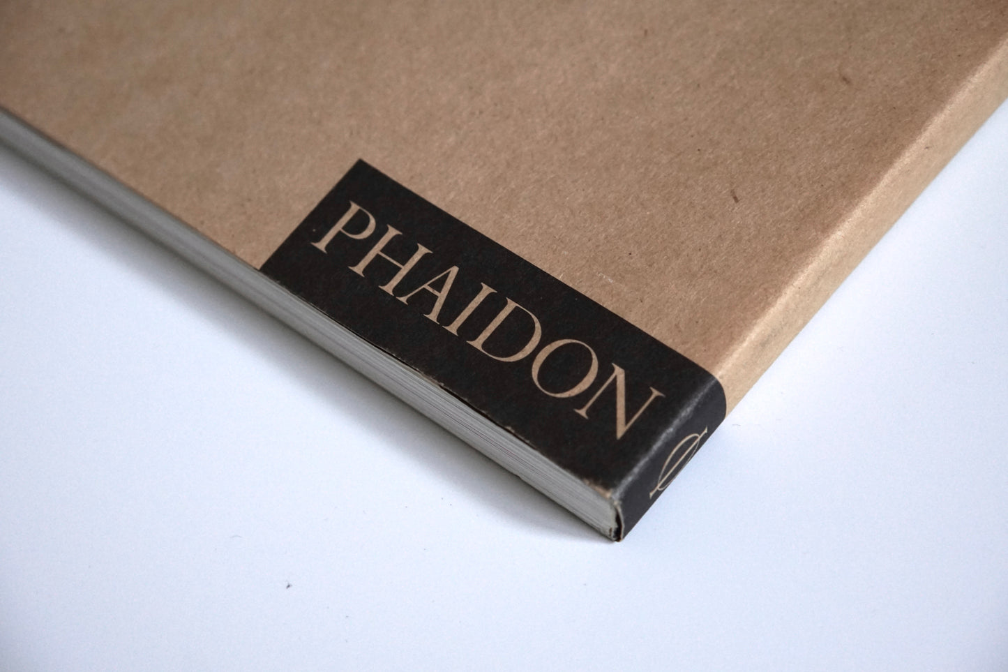 Paperwork: The Potential of Paper in Graphic Design kokiriyama