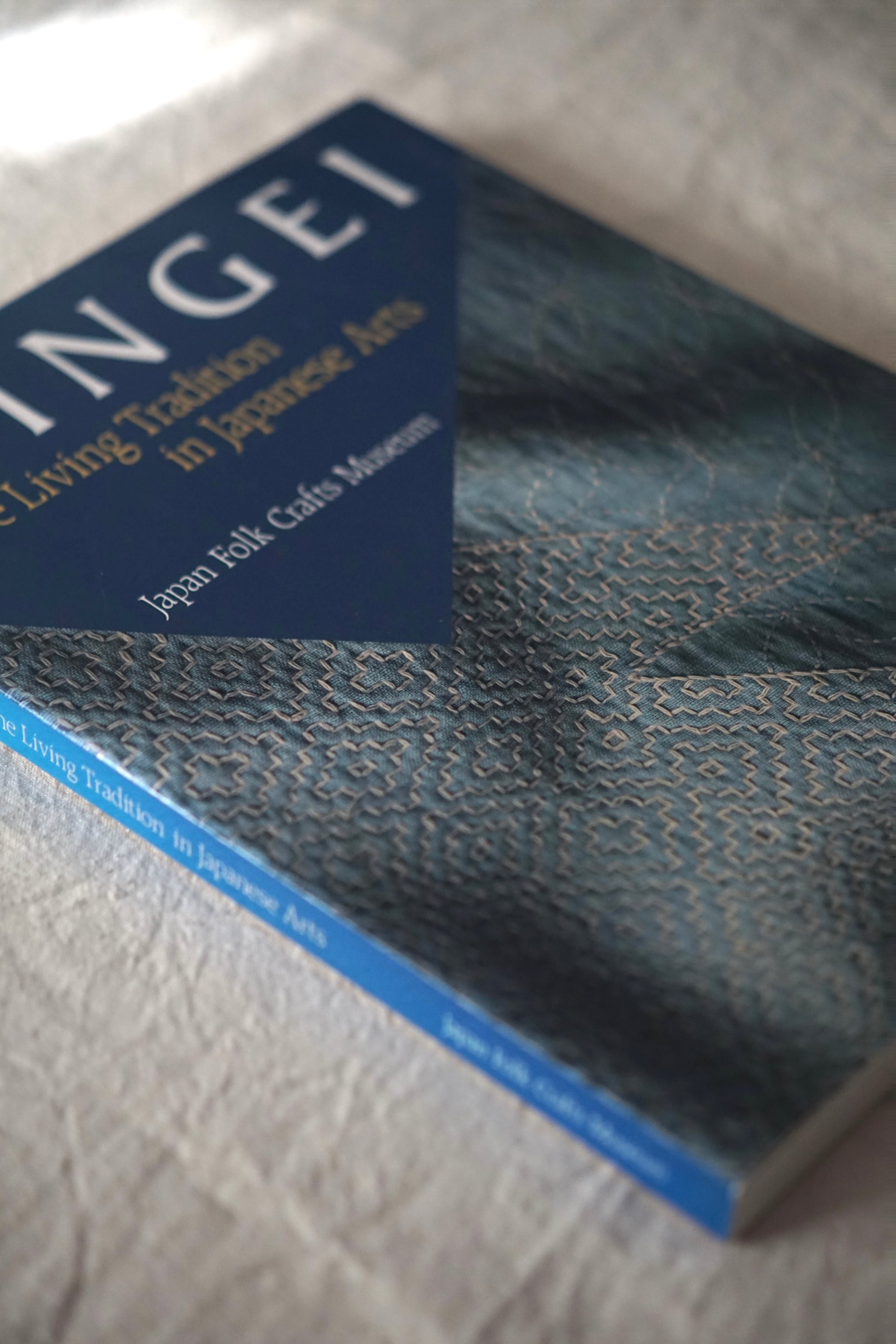 民芸 The Living Tradition in Japanese Arts kokiriyama