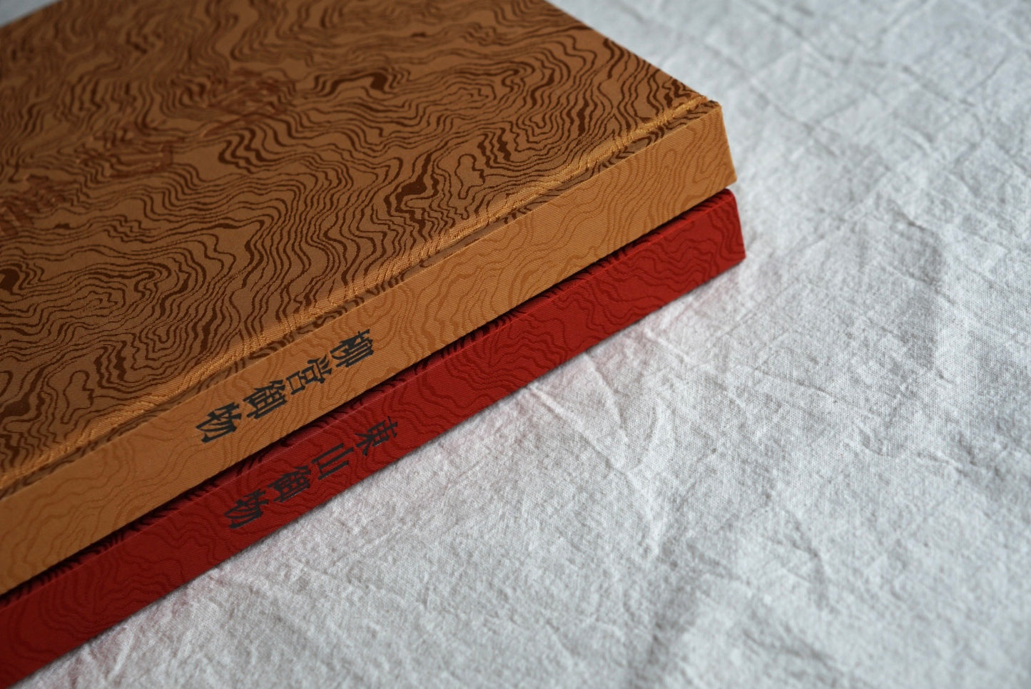 御物集成 2冊 Collection of Imperial Treasures kokiriyama