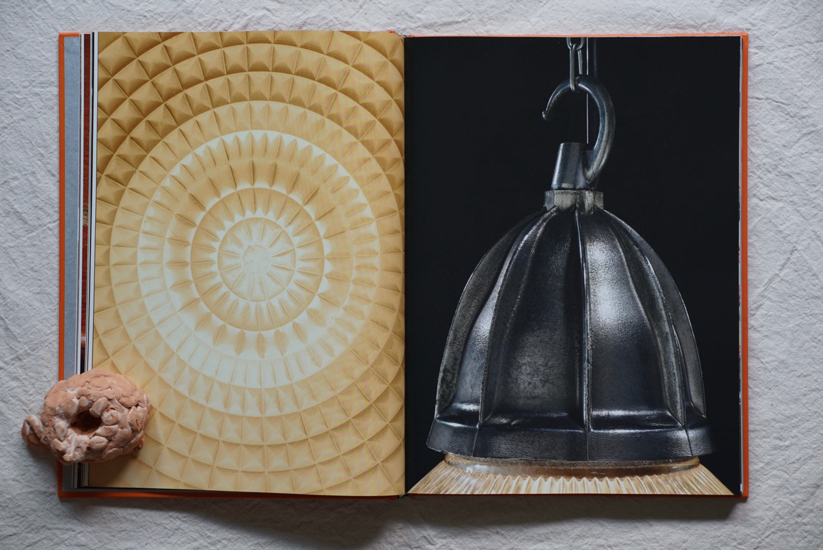 Industrial Chic: Cult Furniture, Design and Lighting kokiriyama
