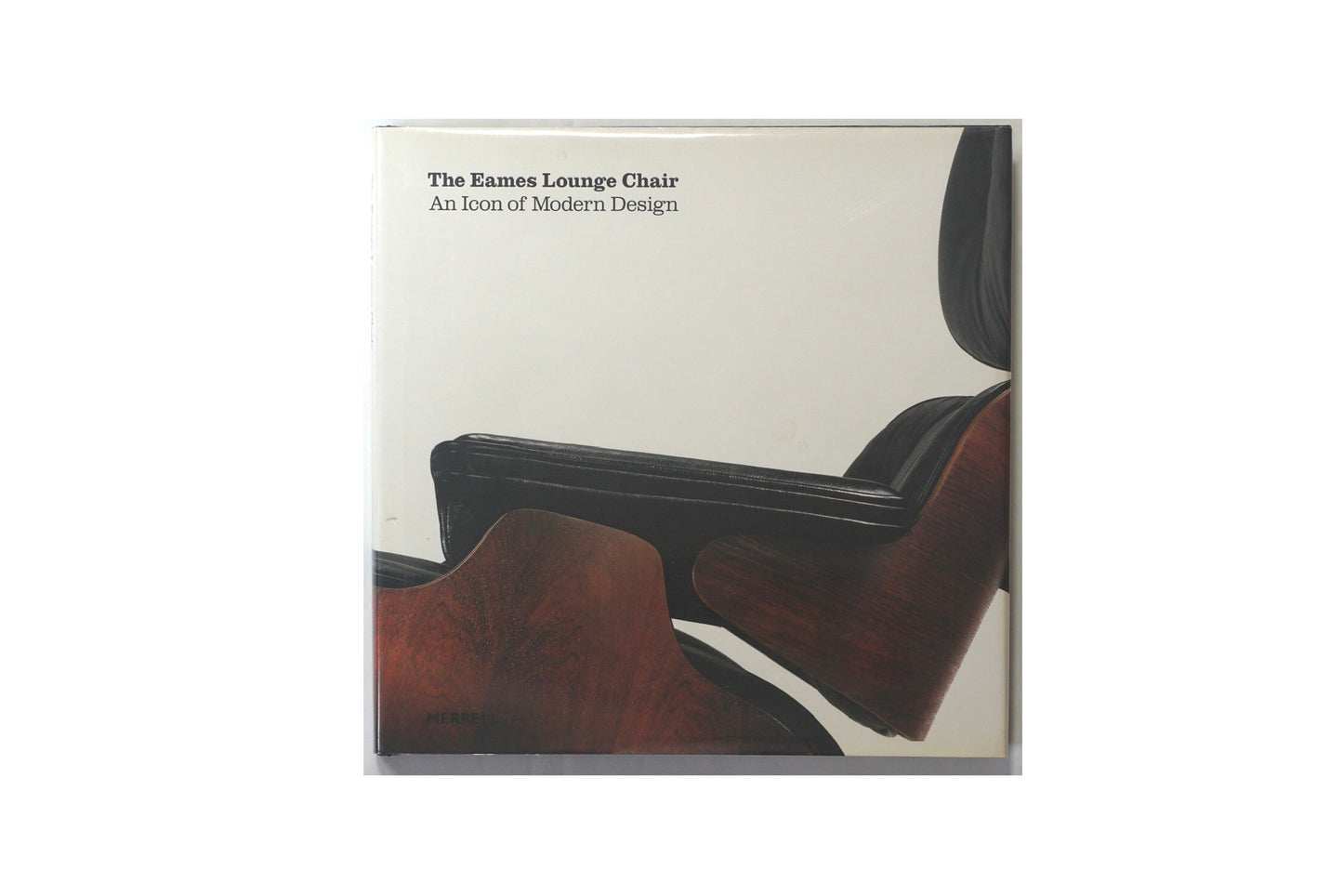 The Eames Lounge Chair - An Icon of Modern Design kokiriyama