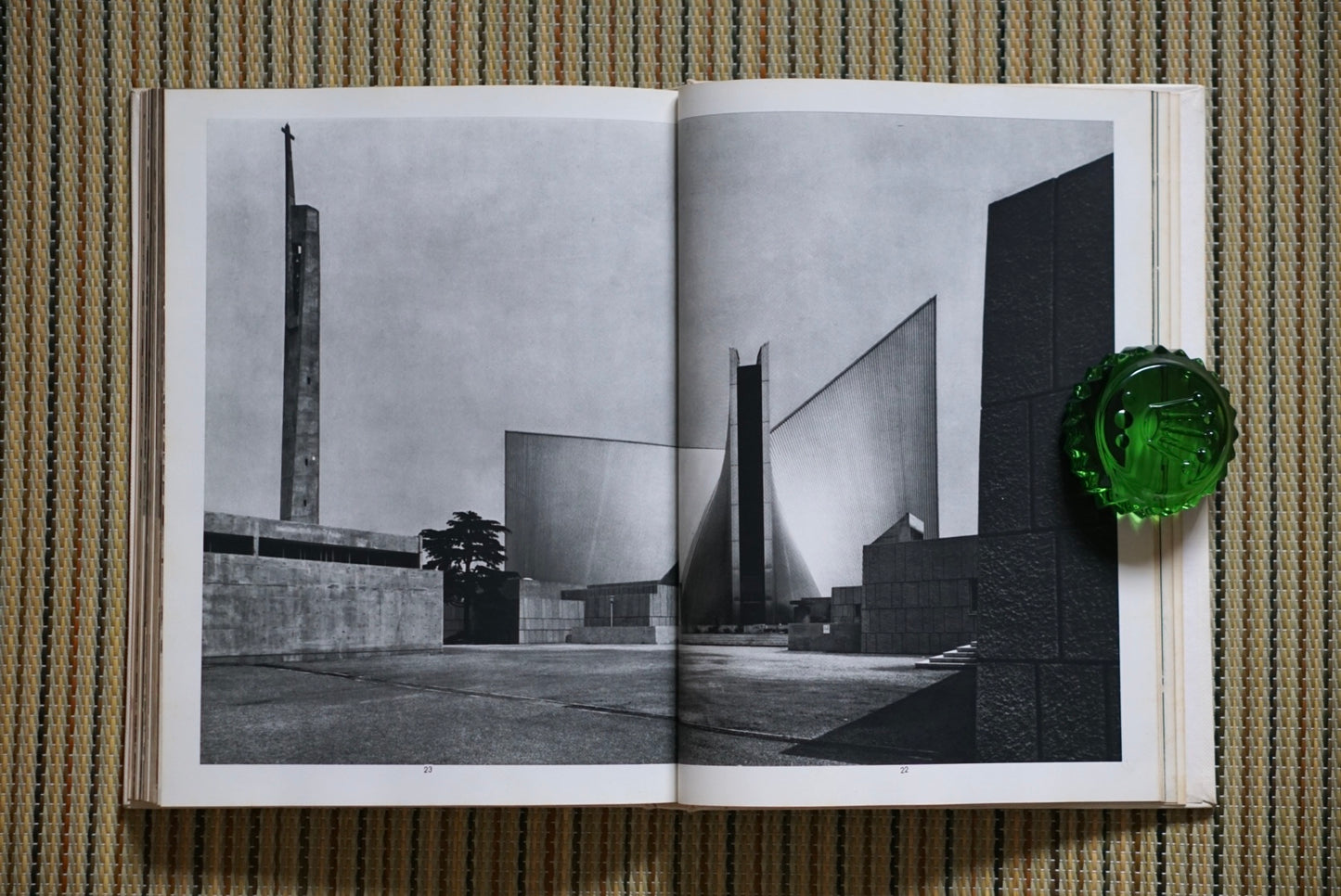 現代日本建築家全集10:丹下健三 Contemporary Japanese Architects Collection 10: Kenzo Tange kokiriyama