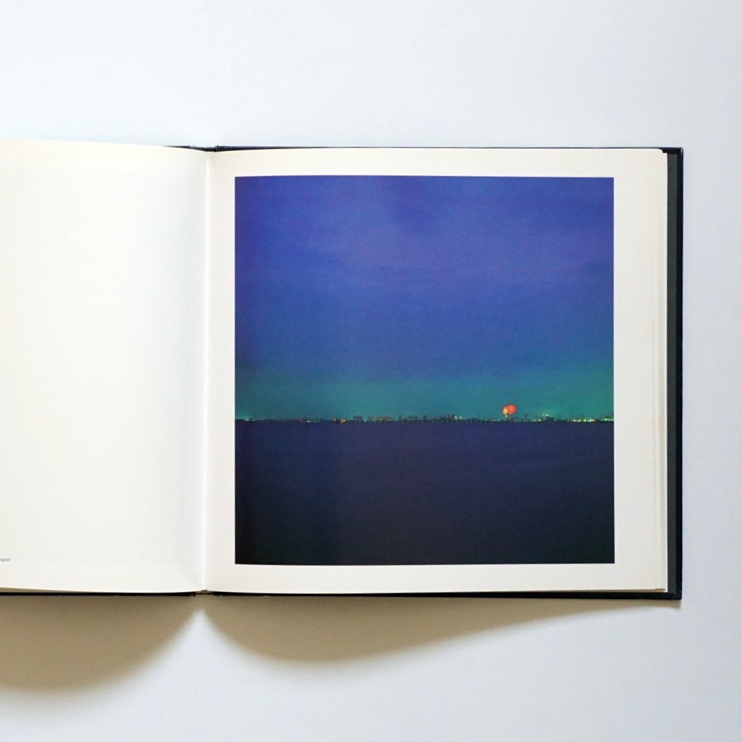 TOKYO BAY 野寺治孝写真集TOKYO BAY – Photography by Harutaka Nodera kokiriyama
