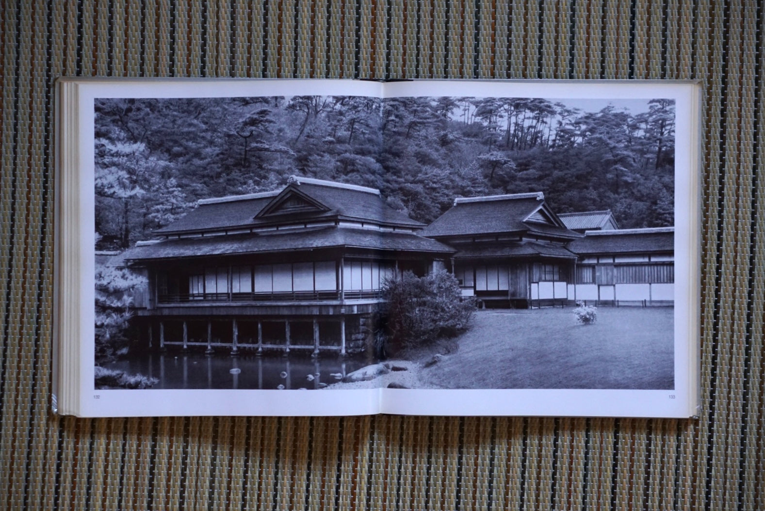 Structure and Form in Japan kokiriyama