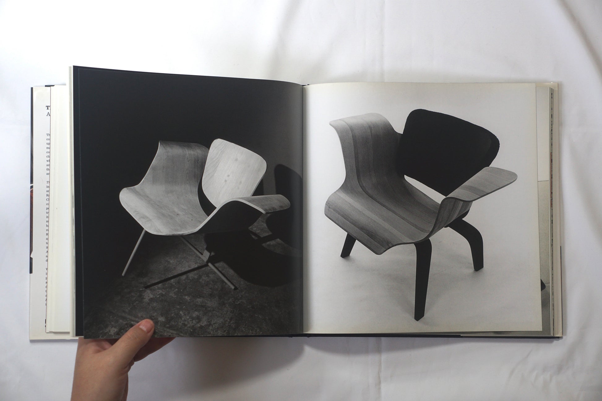 The Eames Lounge Chair - An Icon of Modern Design kokiriyama