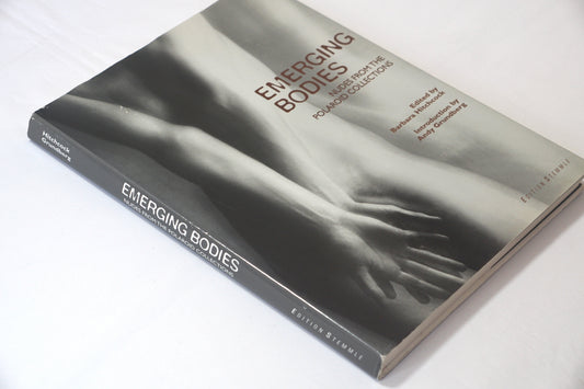 Emerging Bodies: Nudes from the Polaroid Collections kokiriyama