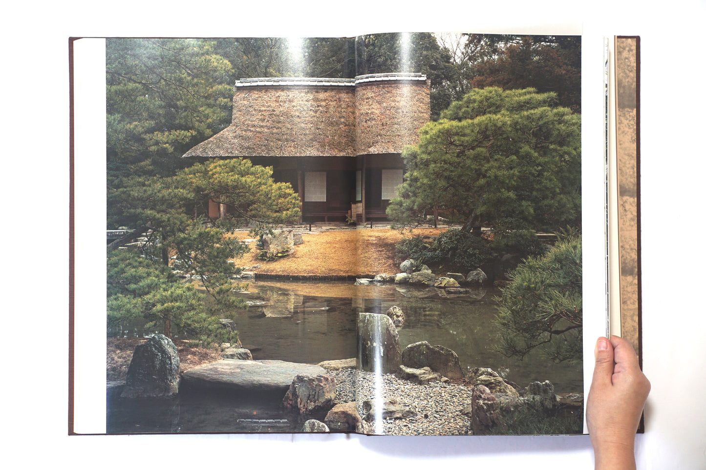 数寄屋 建築と庭園 Sukiya architecture and gardens kokiriyama