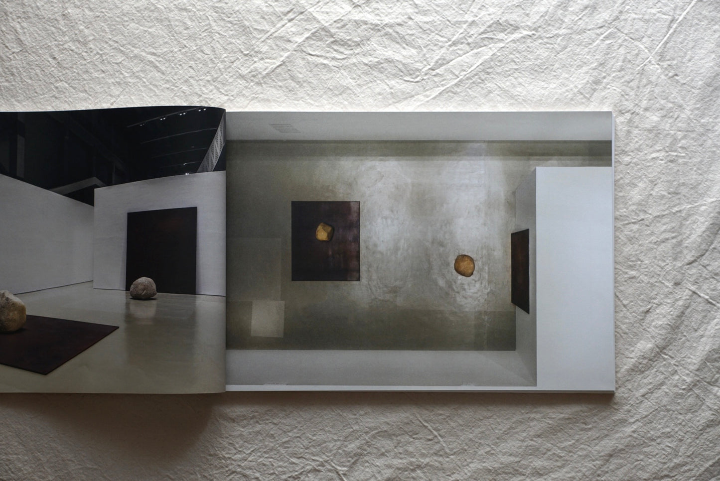 挑戦する魂:イヴ・クライン、李禹煥、丁乙 Challenging Spirit: Yves Klein, Lee Ufan, and Ding Yi kokiriyama