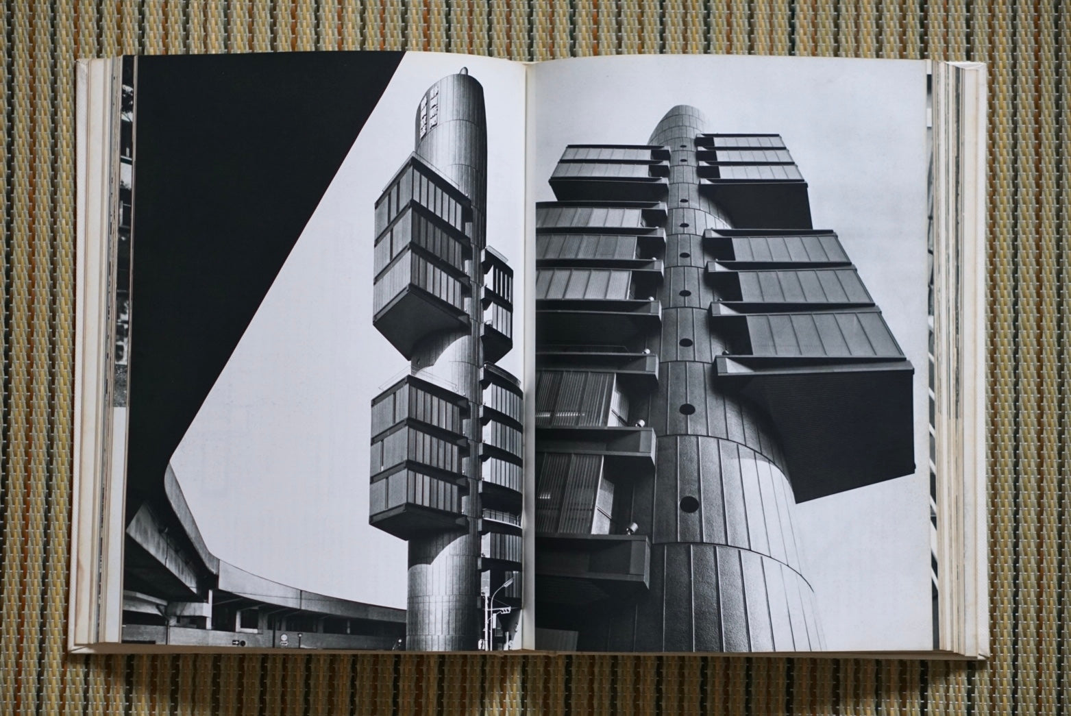 現代日本建築家全集10:丹下健三 Contemporary Japanese Architects Collection 10: Kenzo Tange kokiriyama