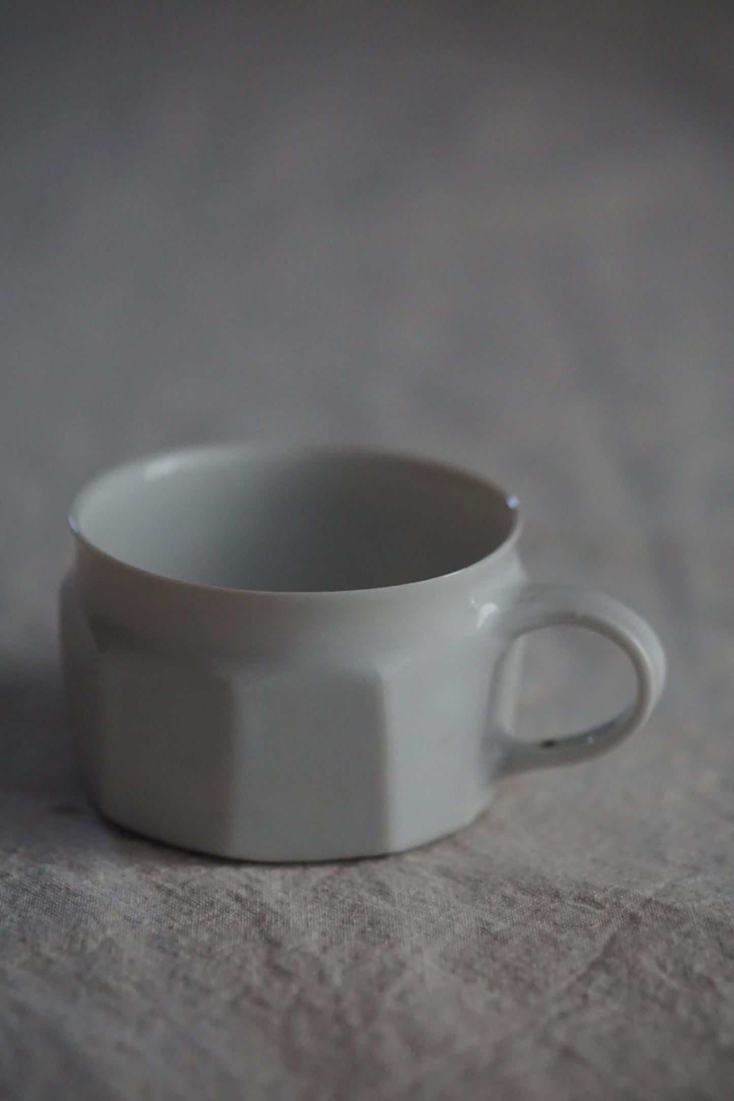 Naotsugu Yoshida White Porcelain Cup