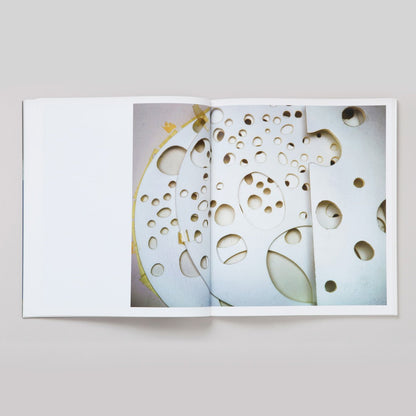 「NEW BOOKS」"Model Studies: K_t_-ku (IMA photobooks) Photographs by Thomas Demand