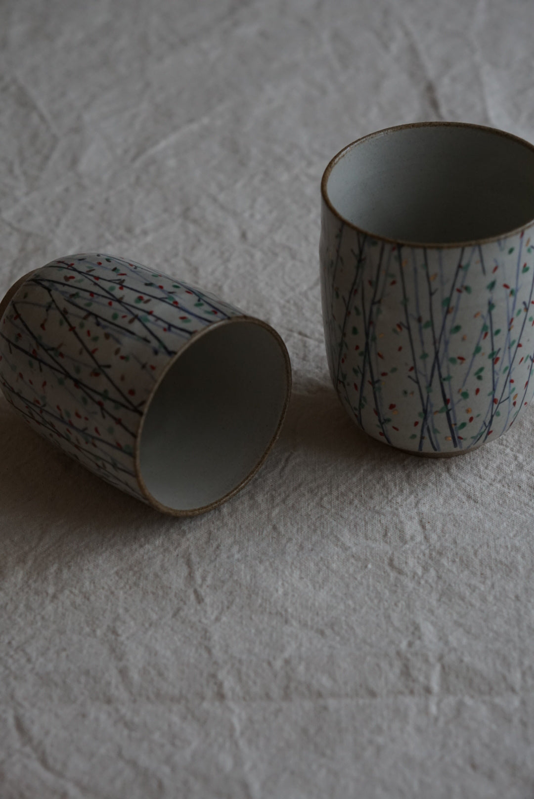 A pair of husband and wife cups