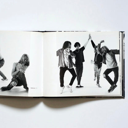 GRUNGE Photographs by Michael Lavine kokiriyama