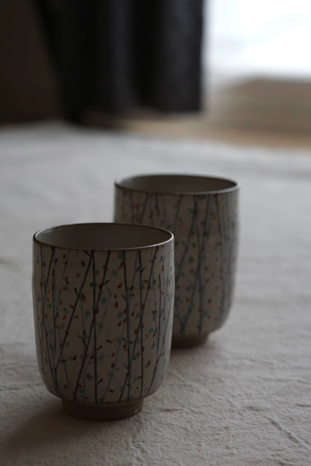 A pair of husband and wife cups